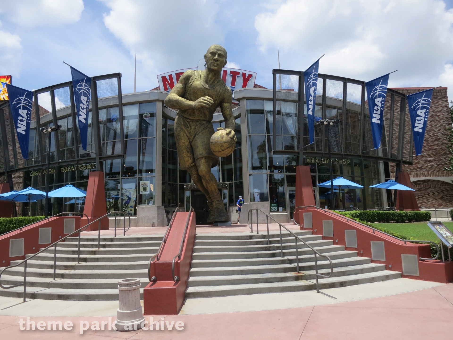 NBA City at Universal City Walk Orlando | Theme Park Archive