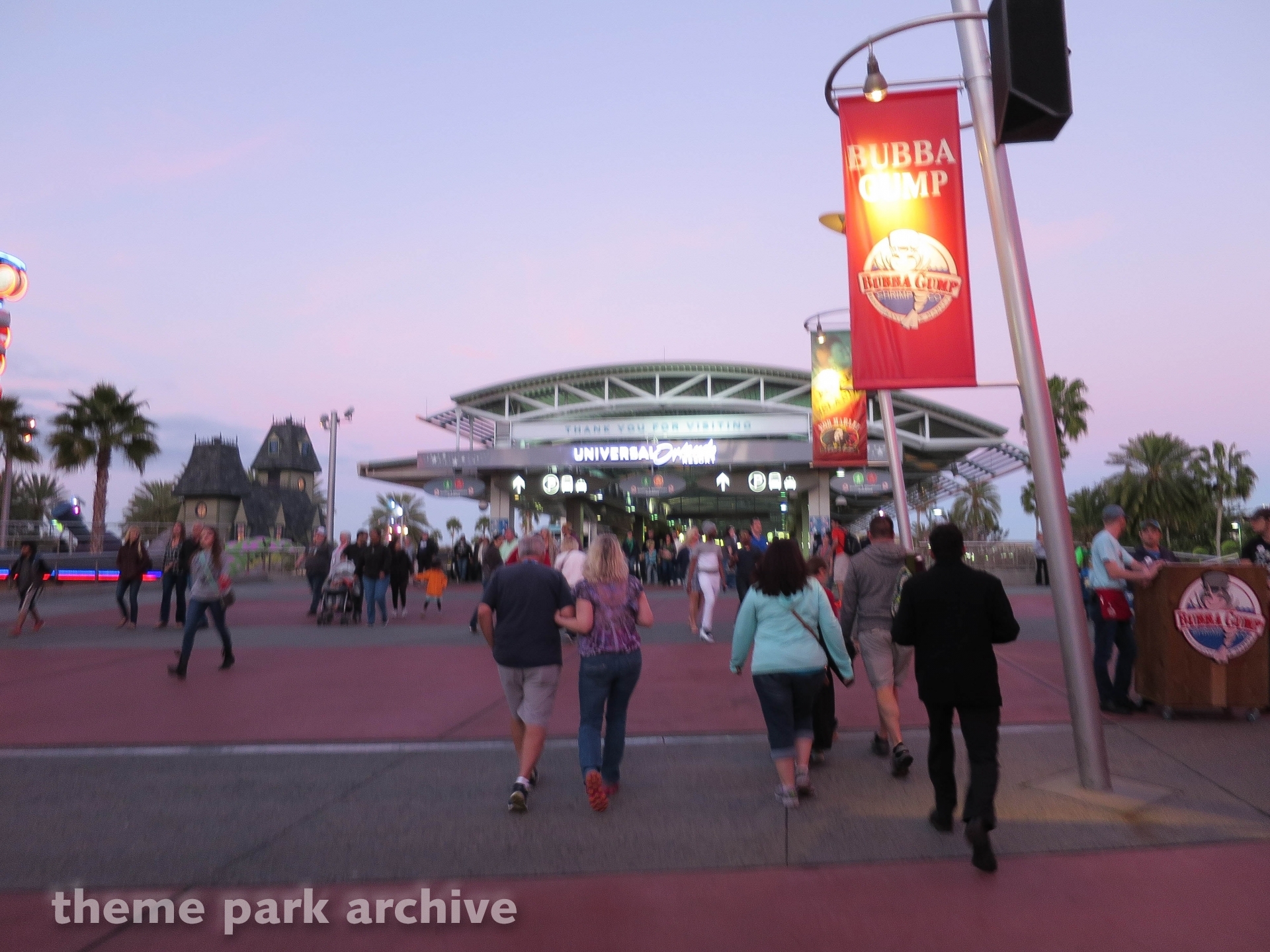 Parking at Universal City Walk Orlando | Theme Park Archive