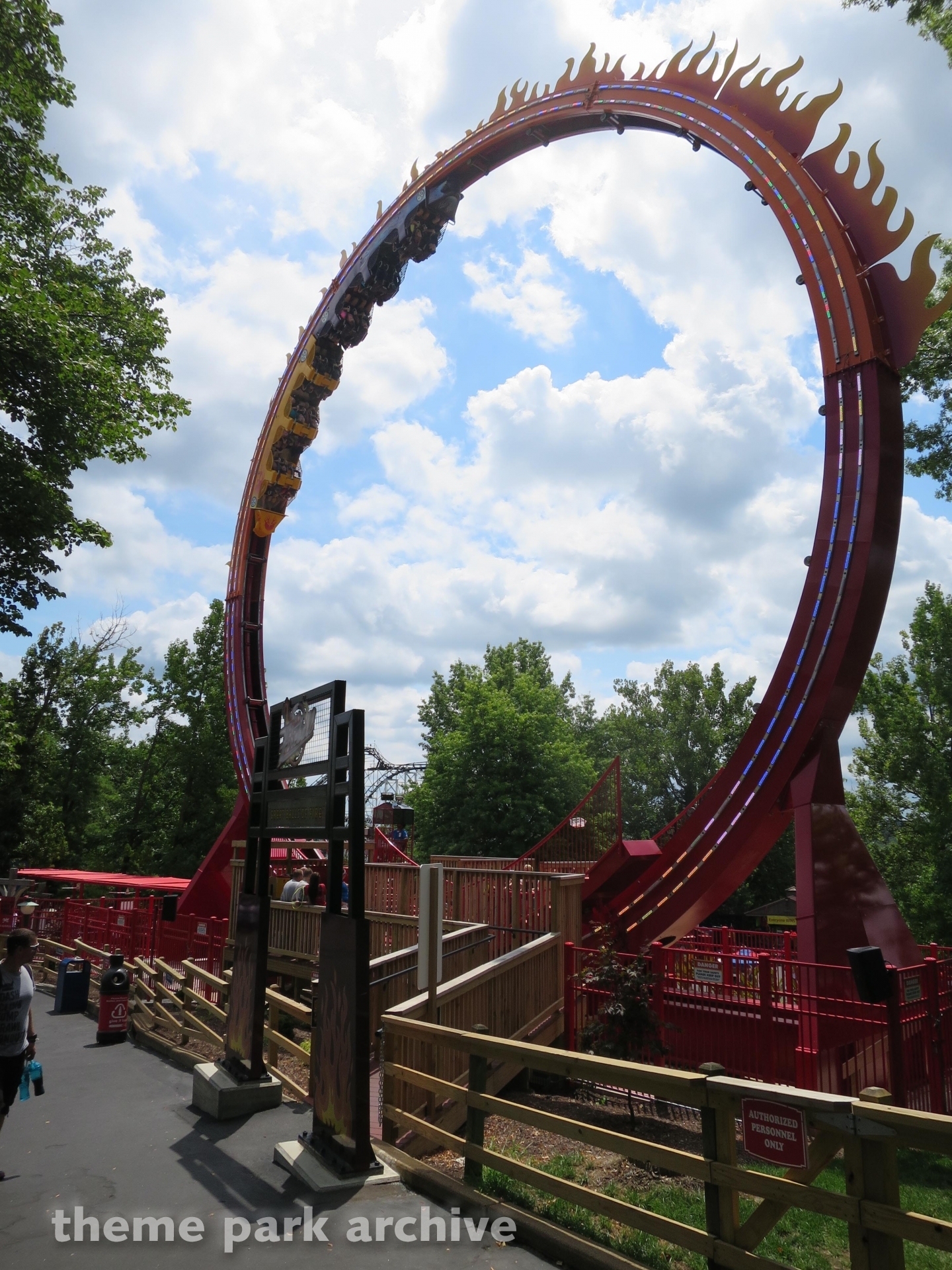 Fireball at Six Flags St. Louis | Theme Park Archive