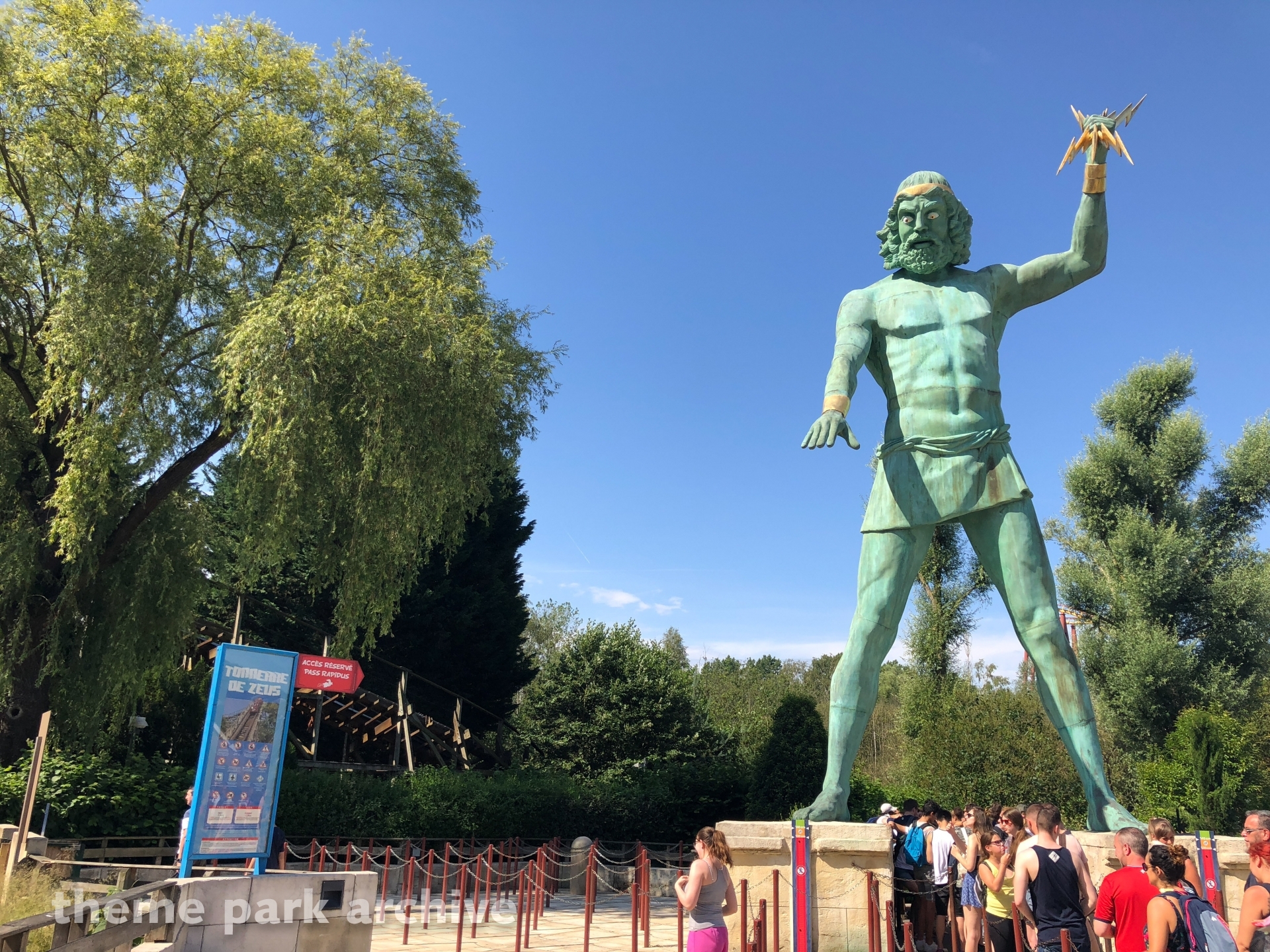 Tonnerre De Zeus at Parc Asterix