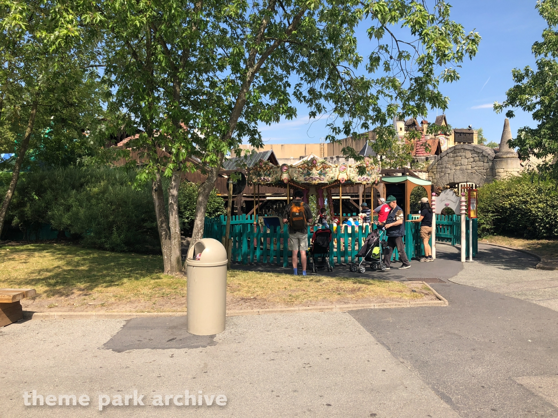 Le Mini Carrousel at Parc Asterix