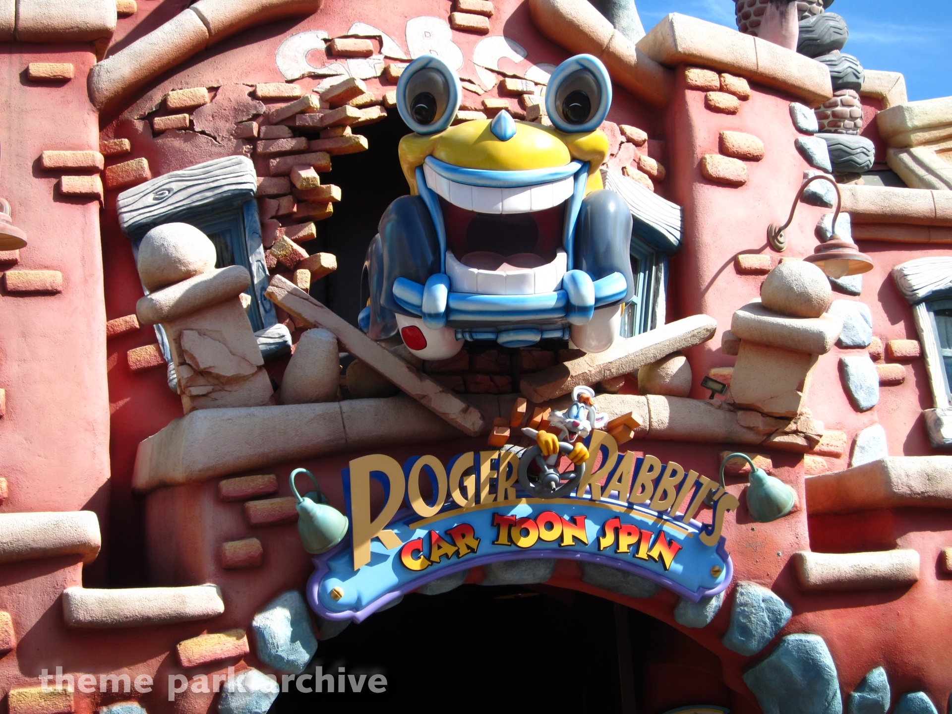 Roger Rabbit's Car Toon Spin at Disneyland | Theme Park Archive
