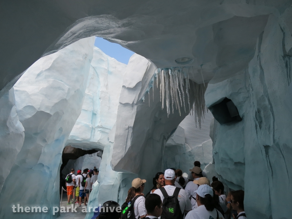 Antarctica Empire of the Penguin at SeaWorld Orlando