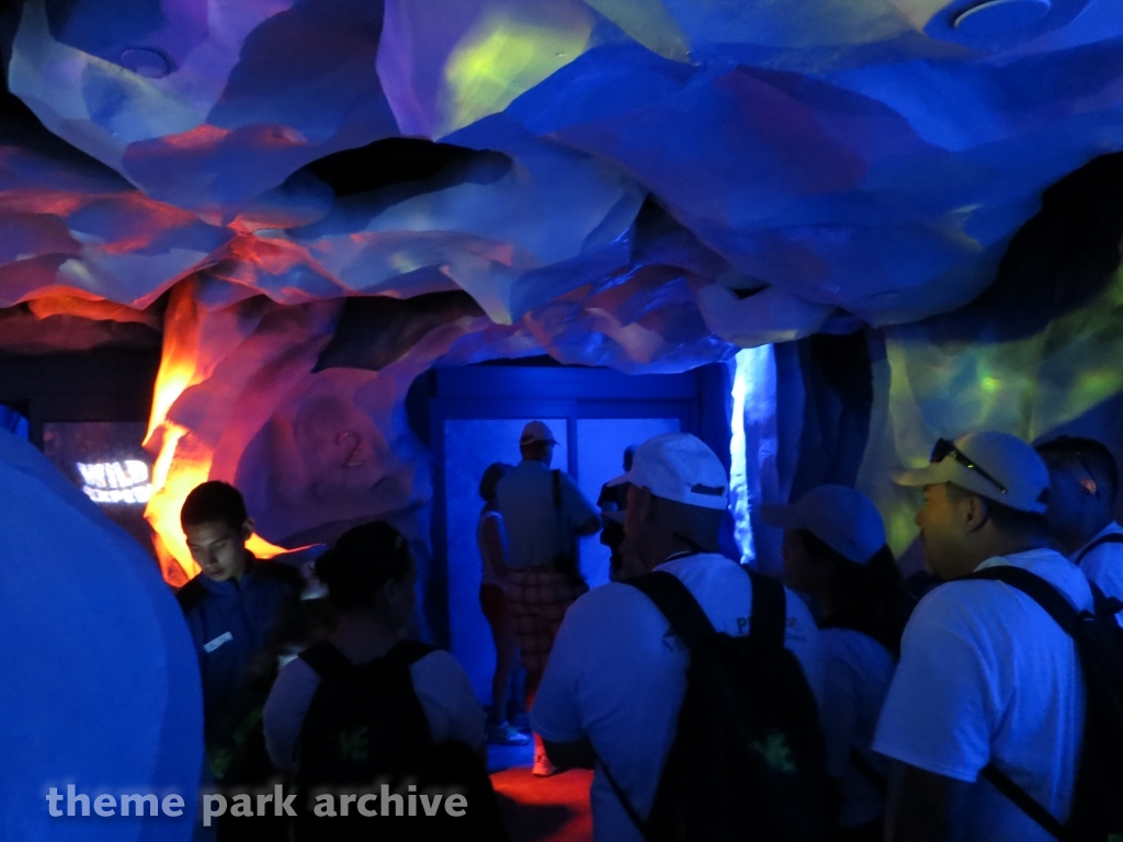 Antarctica Empire of the Penguin at SeaWorld Orlando