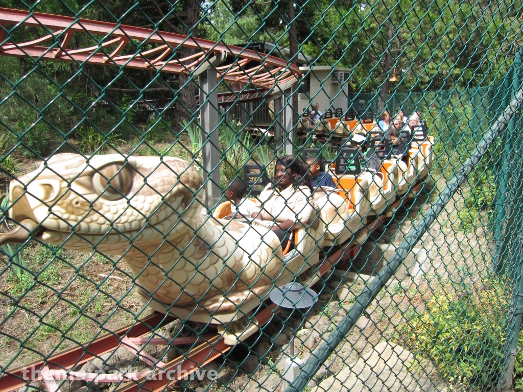 Timber Twister at Gilroy Gardens