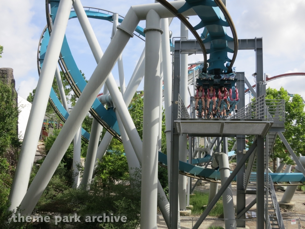 Dragon Challenge at Universal City Walk Orlando