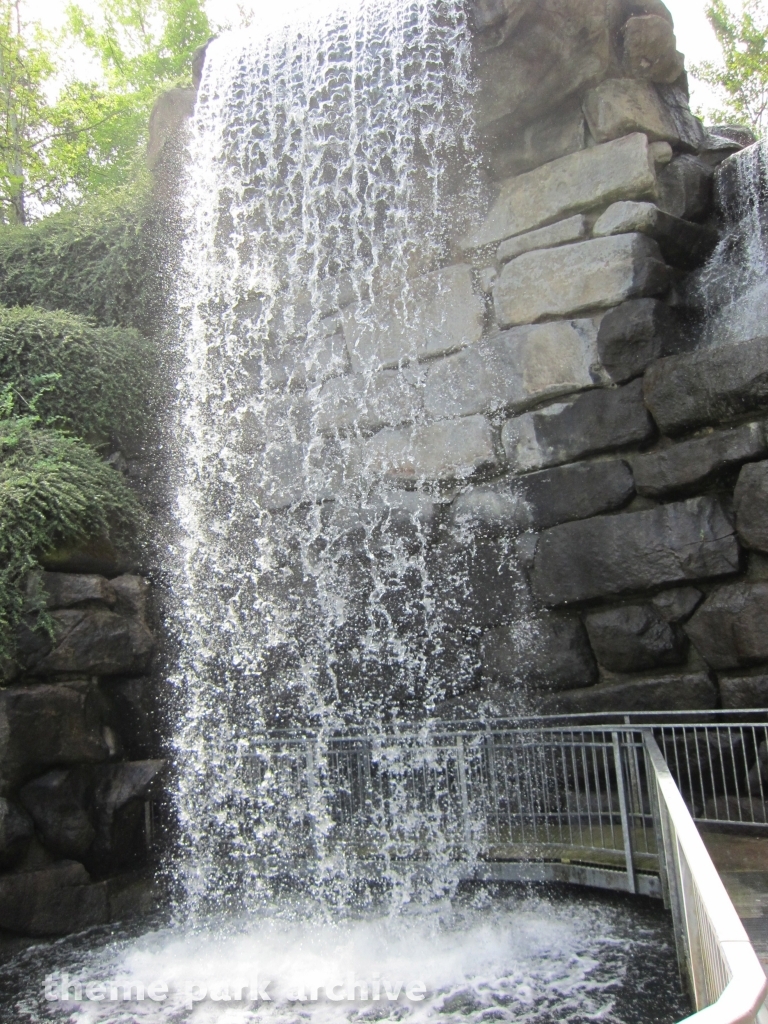 Bonfante Falls at Gilroy Gardens