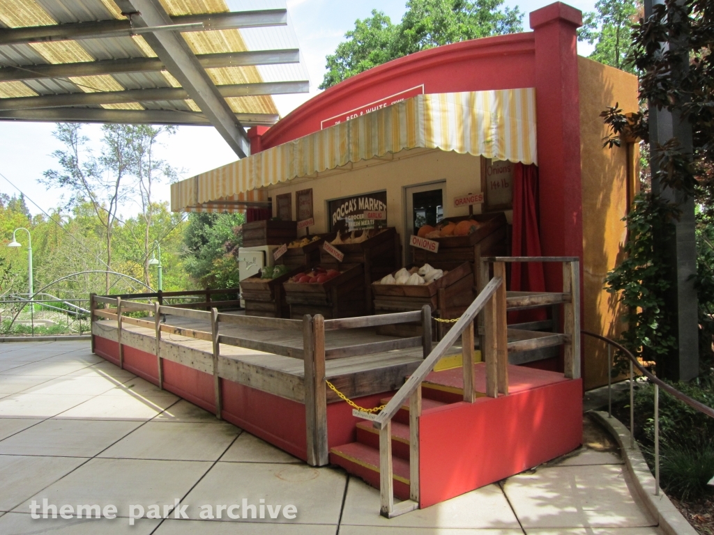 Camellia Garden at Gilroy Gardens