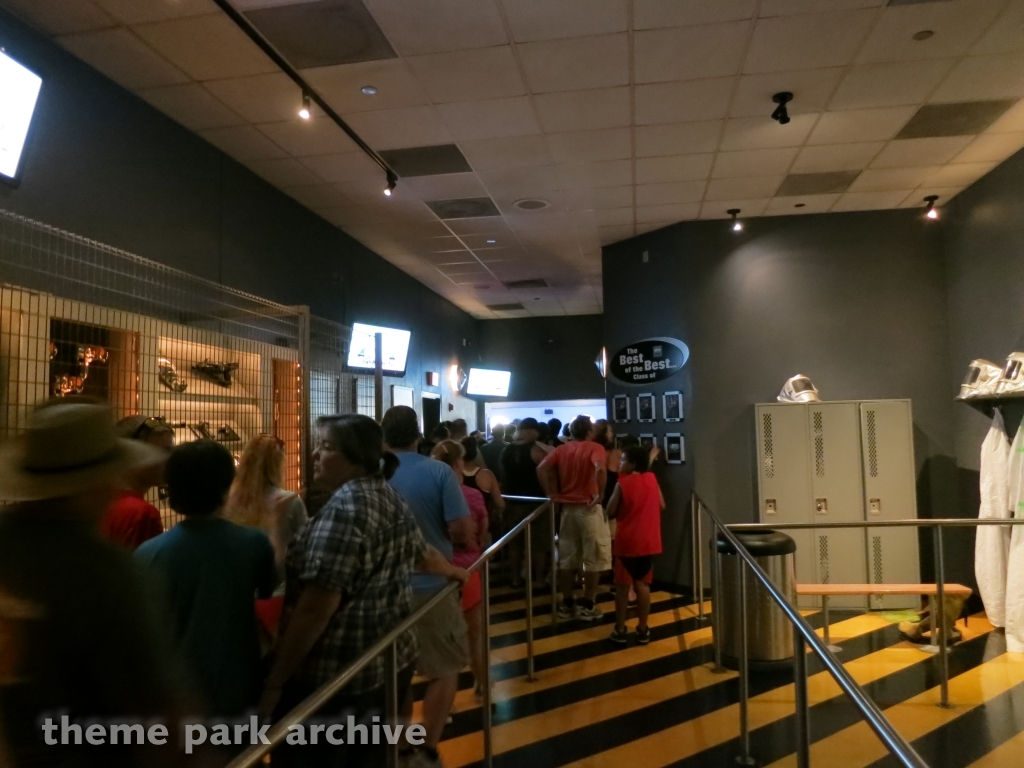 Men In Black Alien Attack at Universal City Walk Orlando