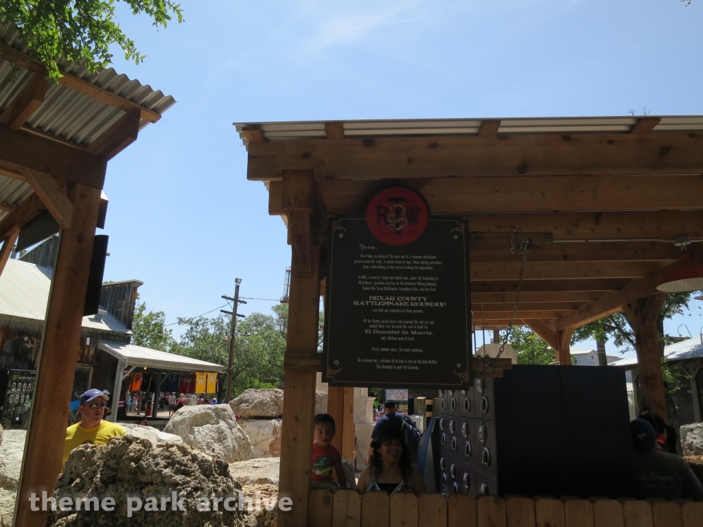 Iron Rattler at Six Flags Fiesta Texas