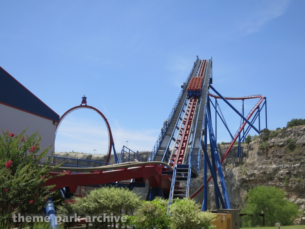 Superman Krypton Coaster at Six Flags Fiesta Texas