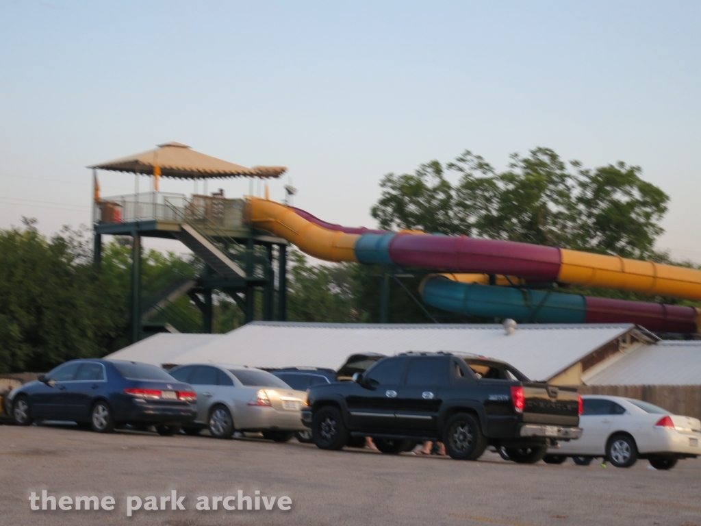 Bahnzai Pipeline at Schlitterbahn New Braunfels