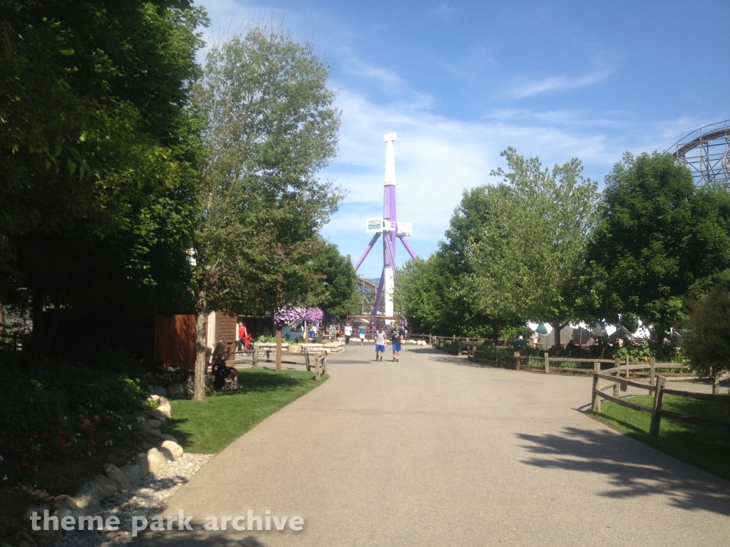 SpinCycle at Silverwood Theme Park and Boulder Beach Waterpark