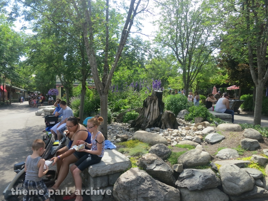 Country Carnival at Silverwood Theme Park and Boulder Beach Waterpark