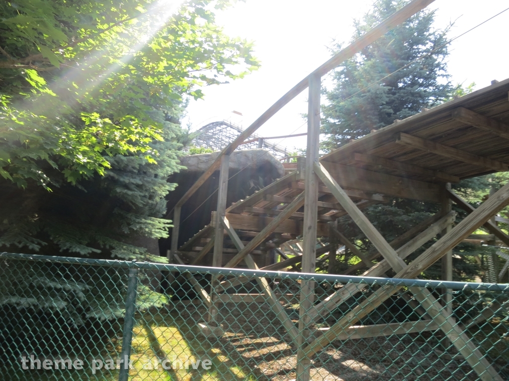 Tremors at Silverwood Theme Park and Boulder Beach Waterpark