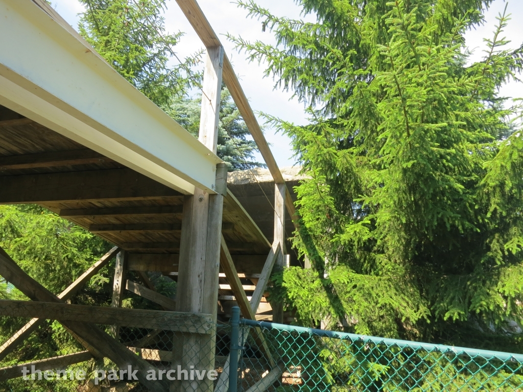 Tremors at Silverwood Theme Park and Boulder Beach Waterpark