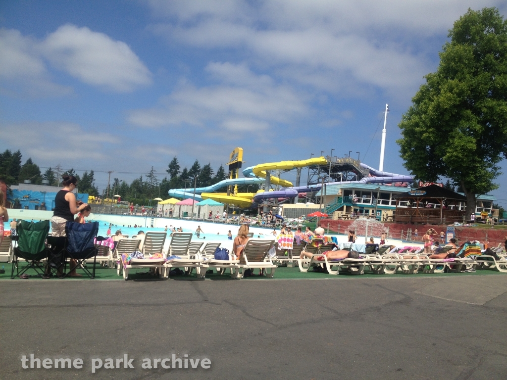 Wave Pool at Wild Waves Theme Park