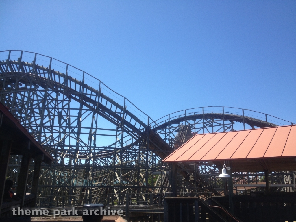 Roar at Six Flags Discovery Kingdom