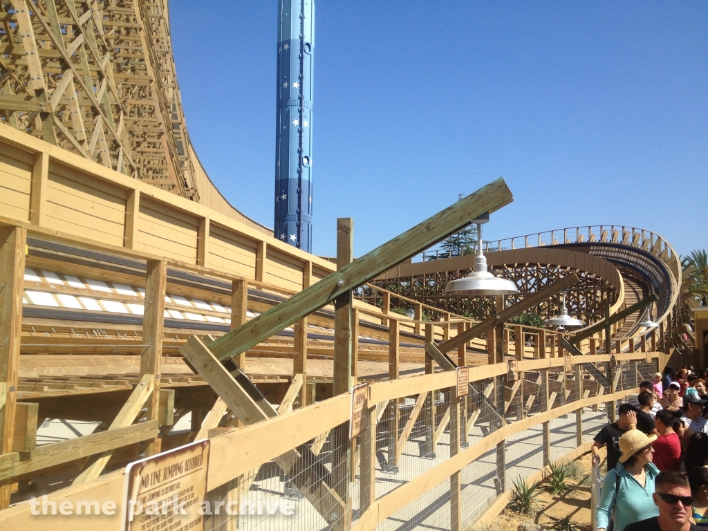Gold Striker at California's Great America