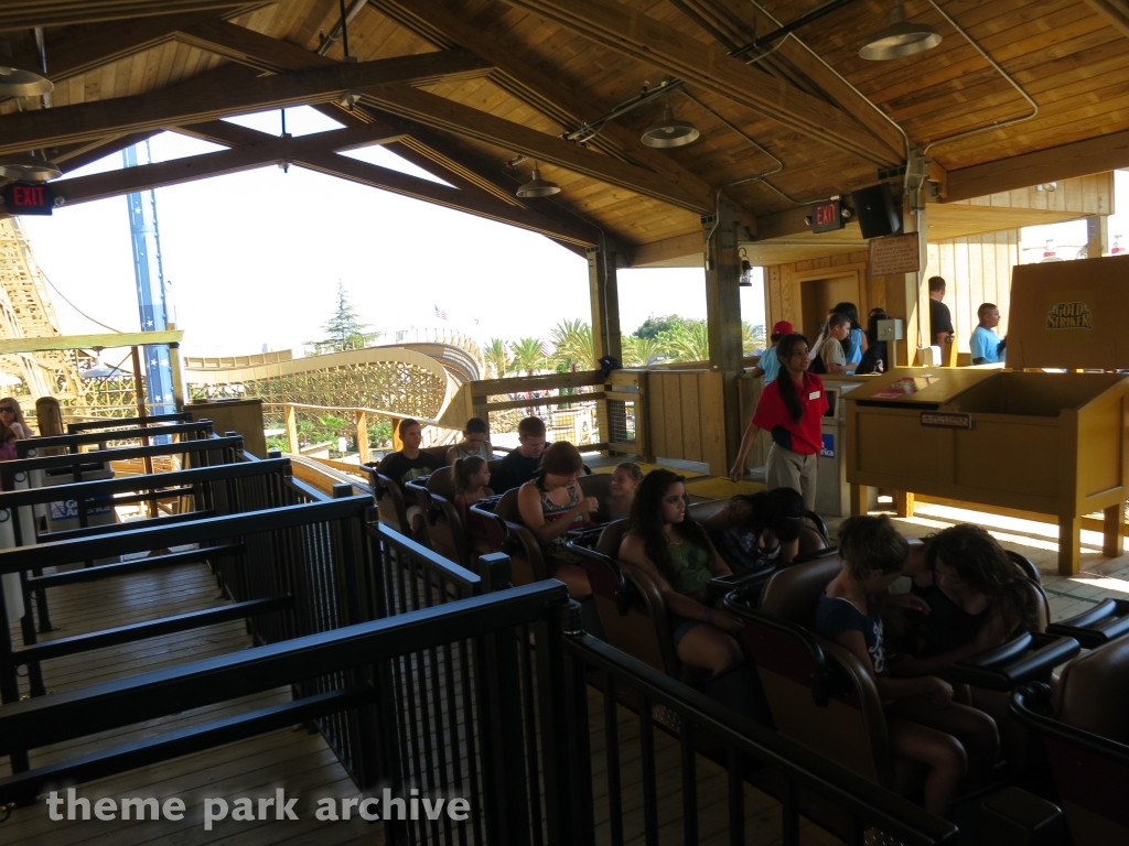 Gold Striker at California's Great America