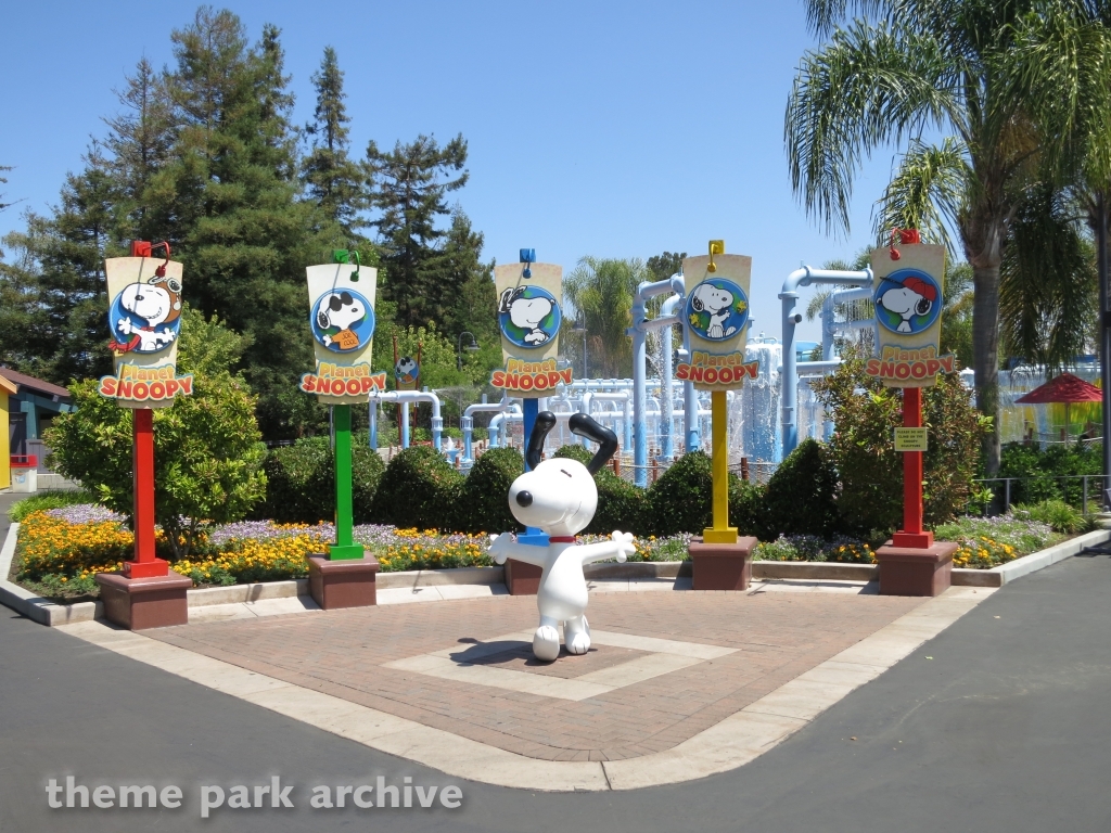 Planet Snoopy at California's Great America