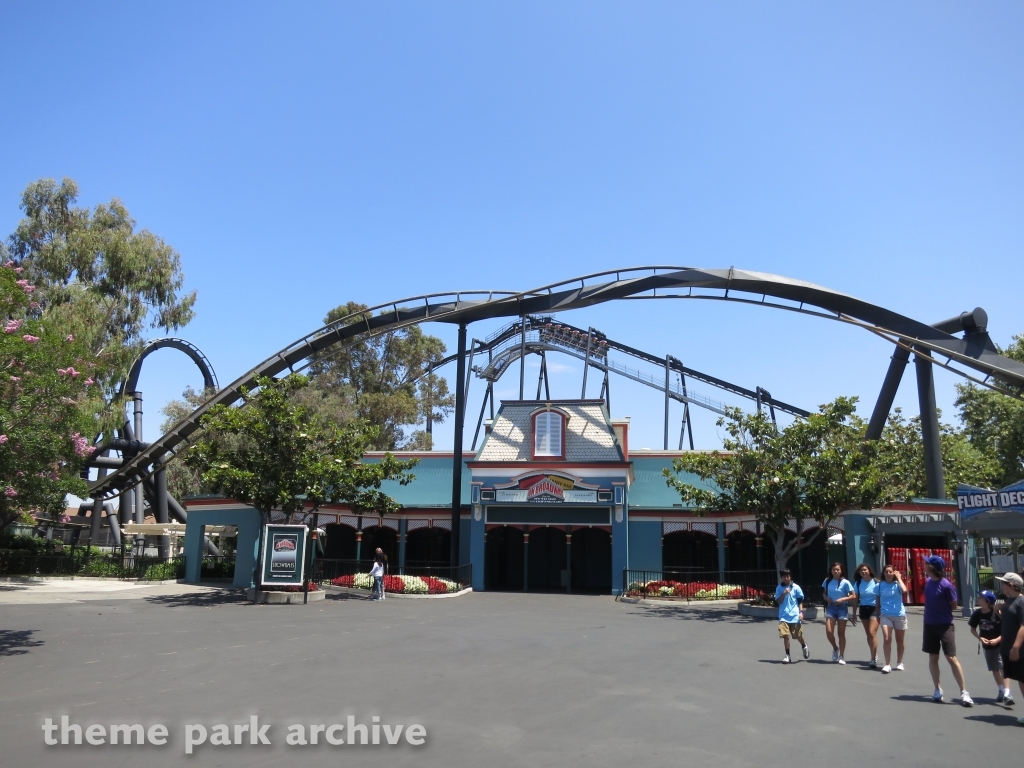 Flight Deck at California's Great America