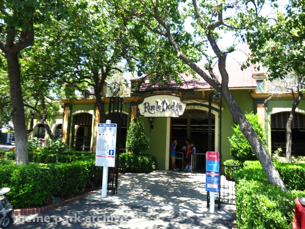 Rue La Dodge at California's Great America