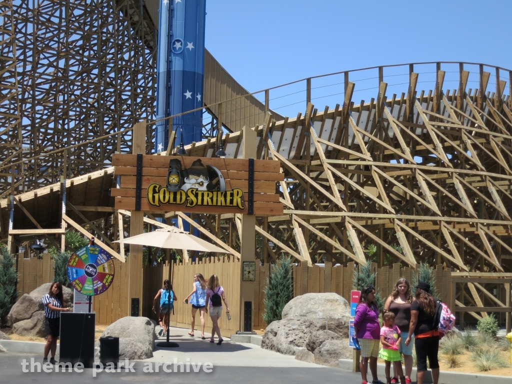Gold Striker at California's Great America
