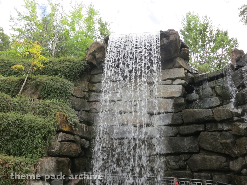 Bonfante Falls at Gilroy Gardens