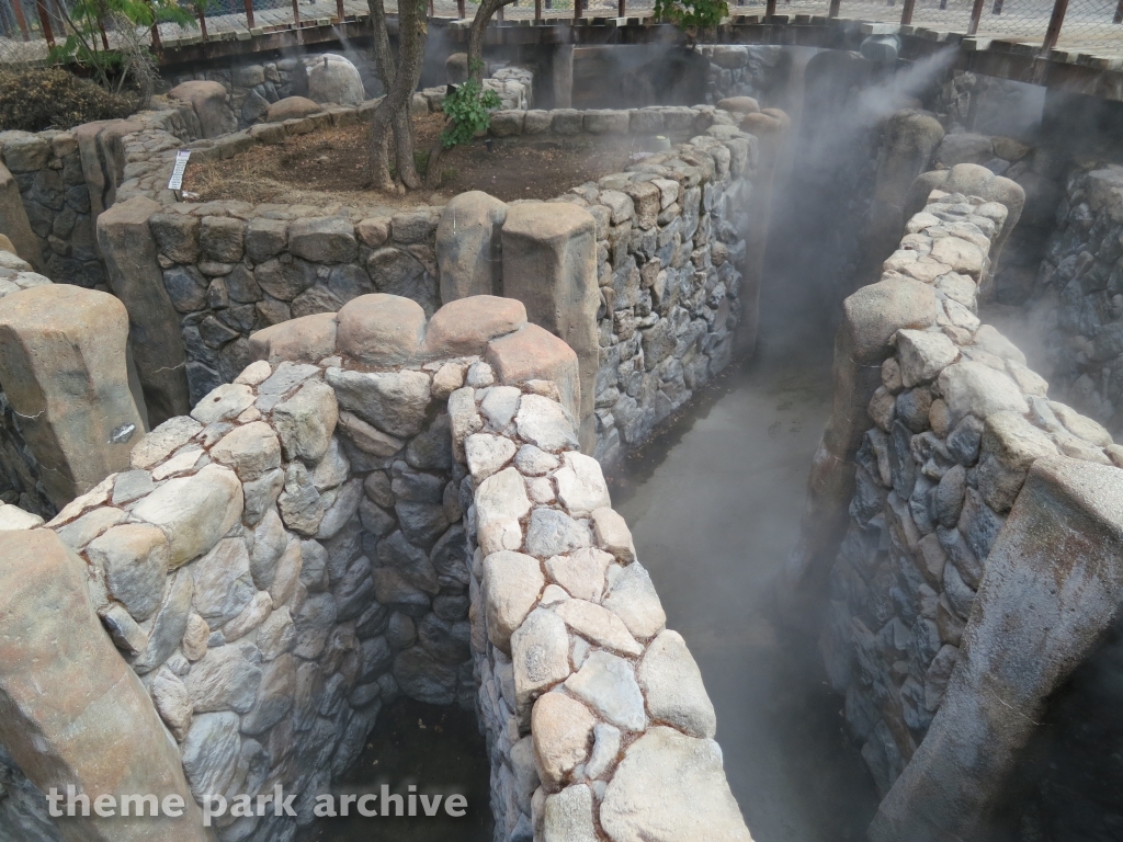 Pinnacles Rock Maze at Gilroy Gardens