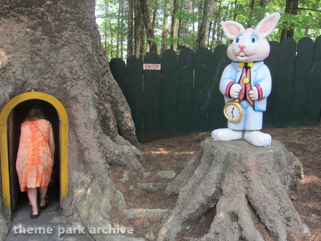 Alice in Wonderland at Great Escape
