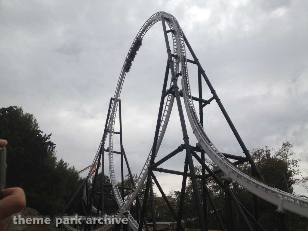 Full Throttle at Six Flags Magic Mountain