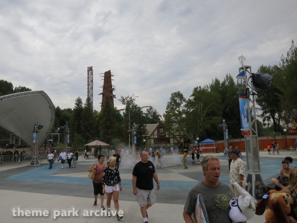 Full Throttle at Six Flags Magic Mountain