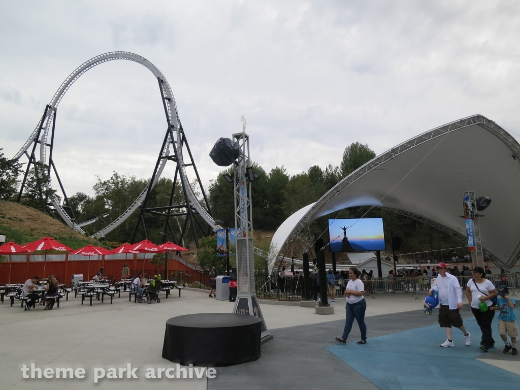 Full Throttle at Six Flags Magic Mountain