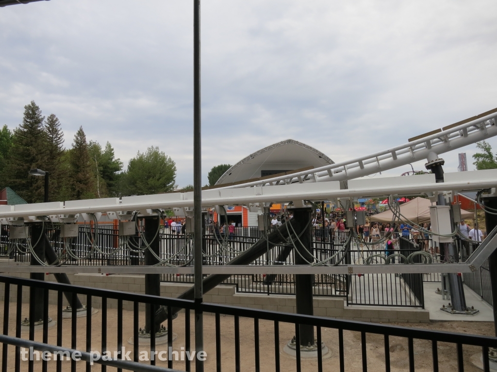 Full Throttle at Six Flags Magic Mountain