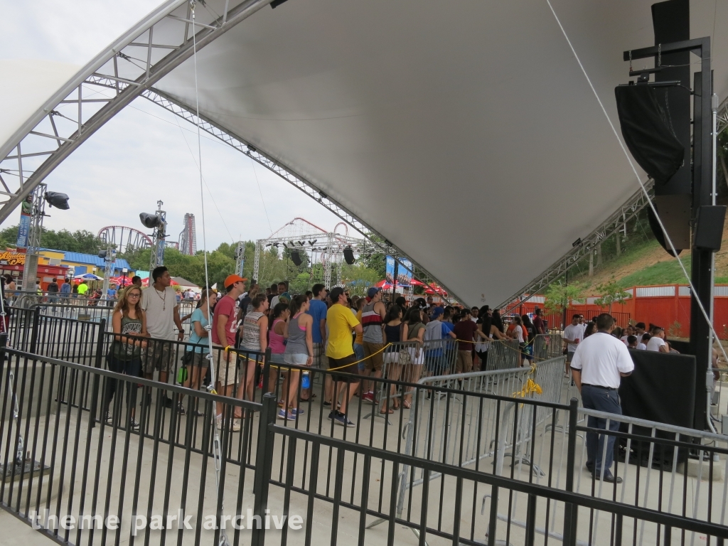 Full Throttle at Six Flags Magic Mountain