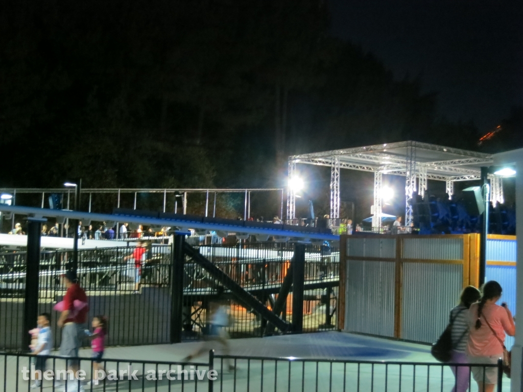 Full Throttle at Six Flags Magic Mountain