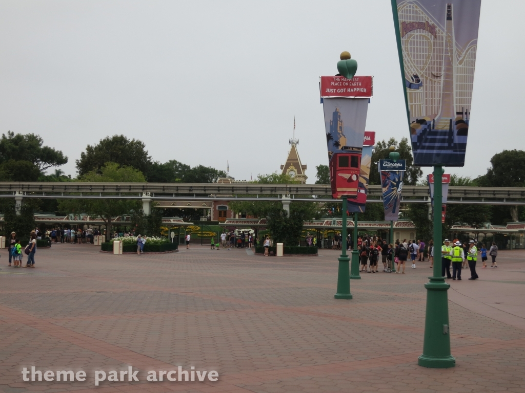 Esplanade at Disney California Adventure