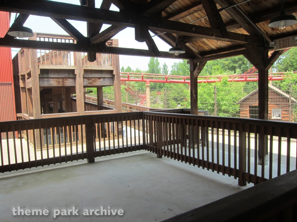 Canyon Blaster at Great Escape