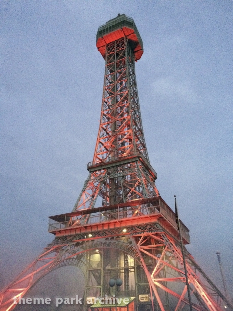 Eiffel Tower at Kings Island