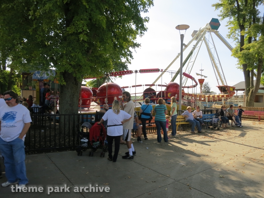 Tilt A Whirl at Stricker's Grove