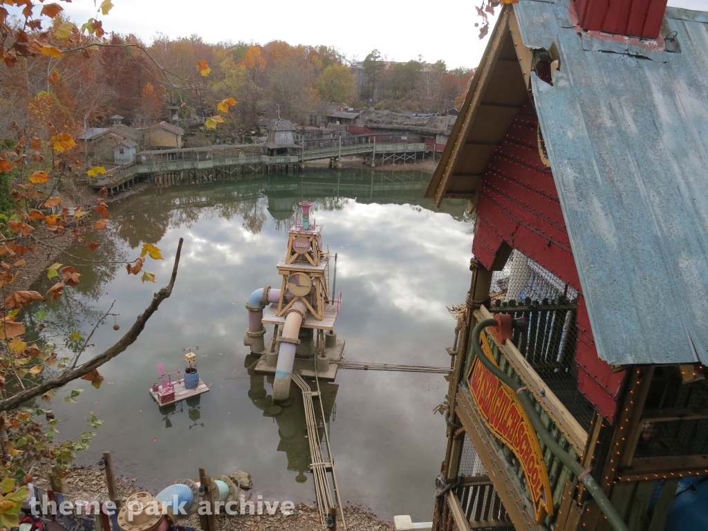 Geyser Gulch at Silver Dollar City