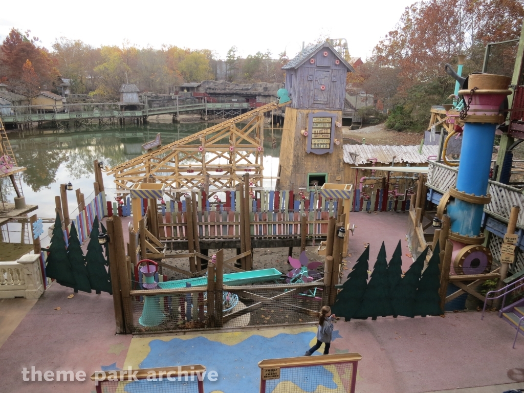Geyser Gulch at Silver Dollar City