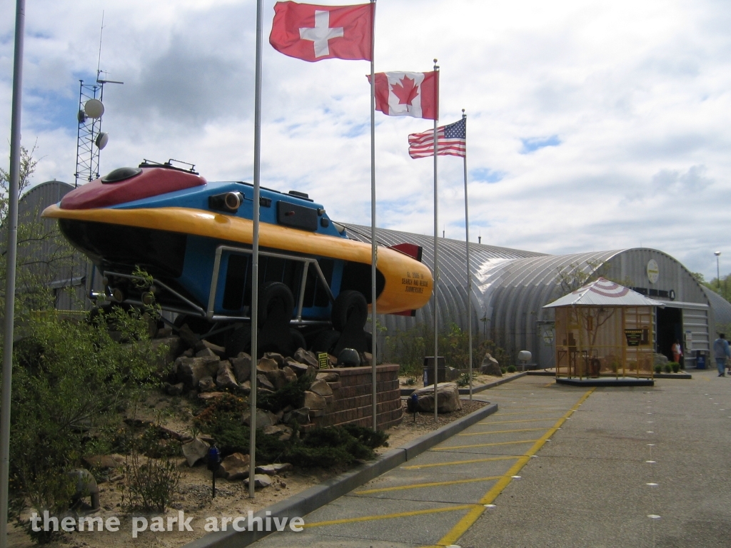Escape From Dino Island at Geauga Lake