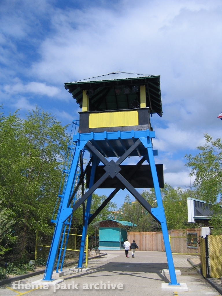 Escape From Dino Island at Geauga Lake