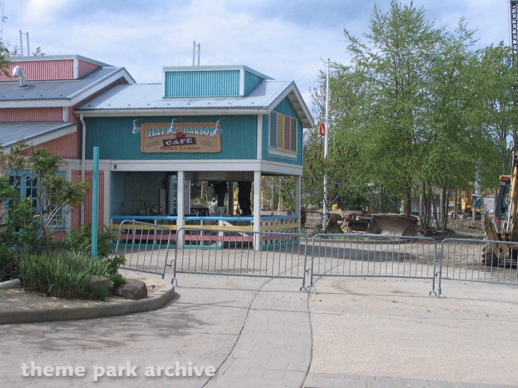 Happy Harbor Cafe at Geauga Lake
