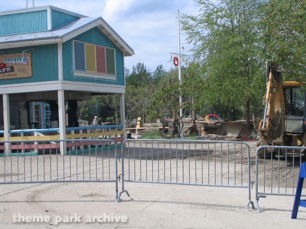 Happy Harbor Cafe at Geauga Lake