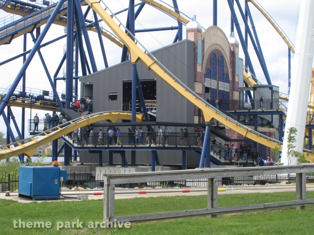 Dominator at Geauga Lake