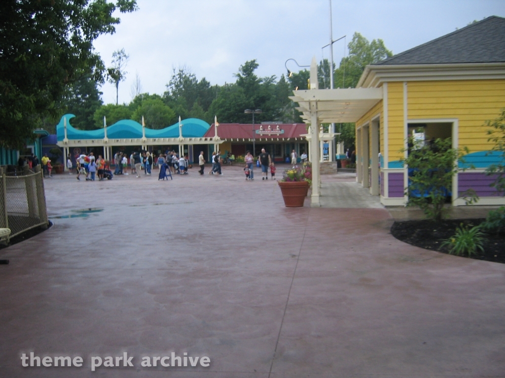 Wildwater Kingdom at Geauga Lake