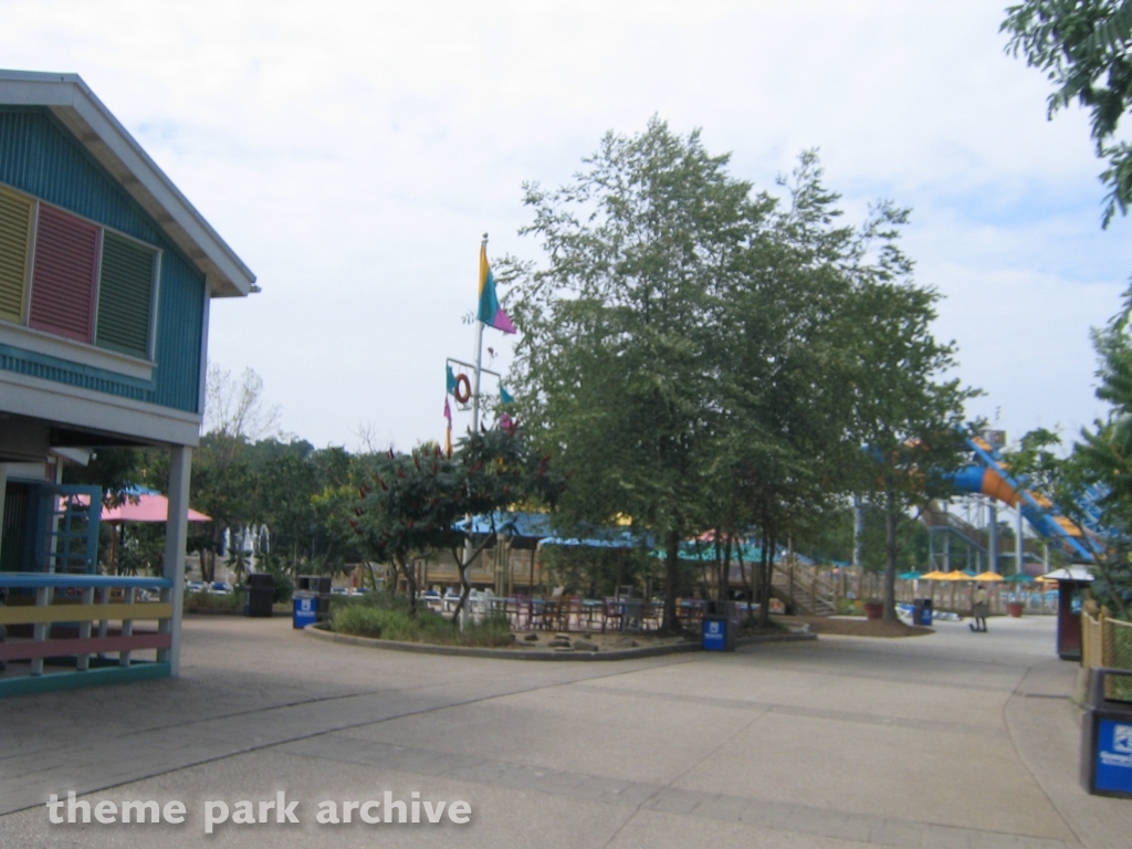 Happy Harbor Cafe at Geauga Lake